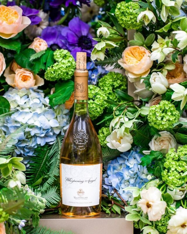 As the world bursts into bloom, #WhisperingAngel season has arrived. #FirstDayOfSpring #ChateaudEsclans
​​
​​Please enjoy responsibly.